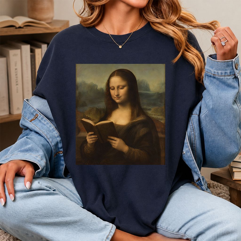 Mona Lisa Reading Printed T-Shirt | Literary Home Reader Gift Navy
