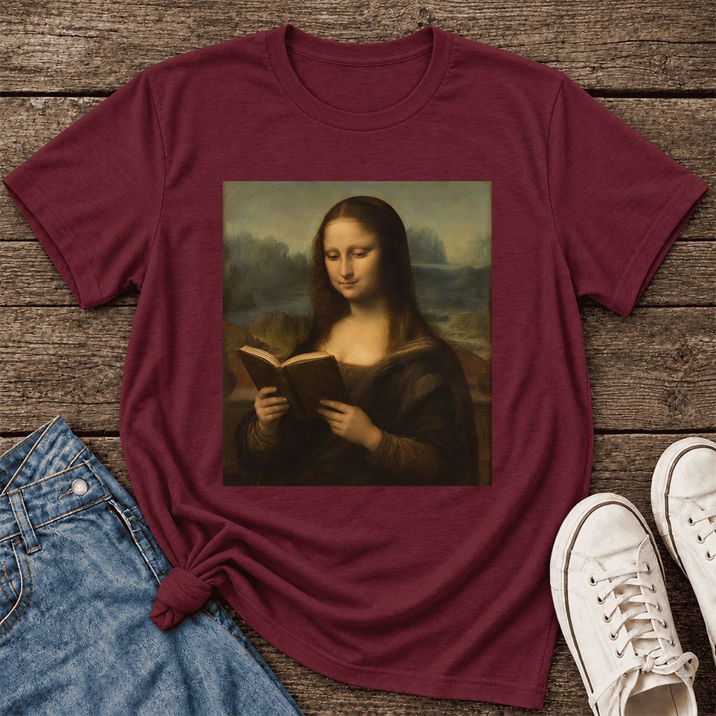 Mona Lisa Reading Ultra-Soft Cotton T-Shirt | Literary Home Reader Gift Maroon