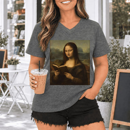 Mona Lisa Reading Ultra-Soft V-Neck | Literary Home Reader Gift Deep Heather