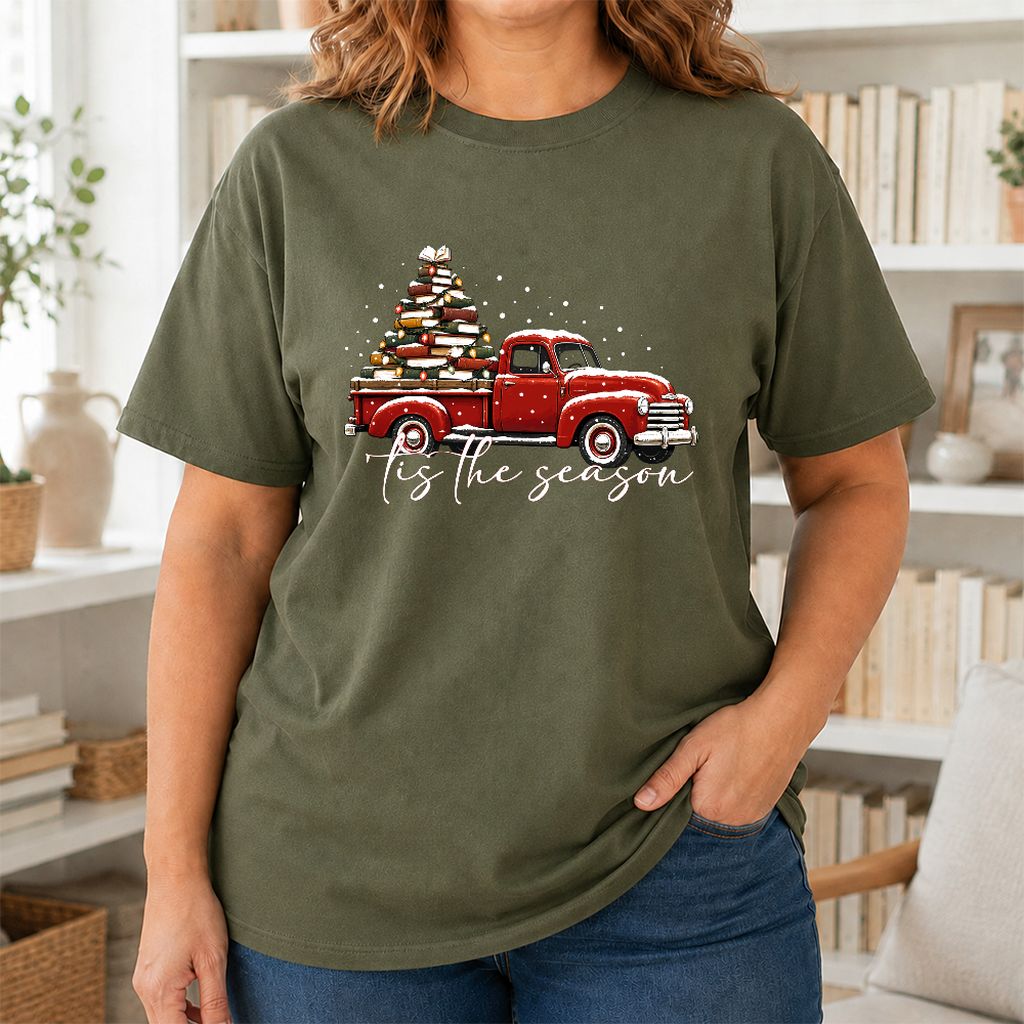 Tis The Season Printed T-Shirt | Christmas Book Lover Gift Military Green
