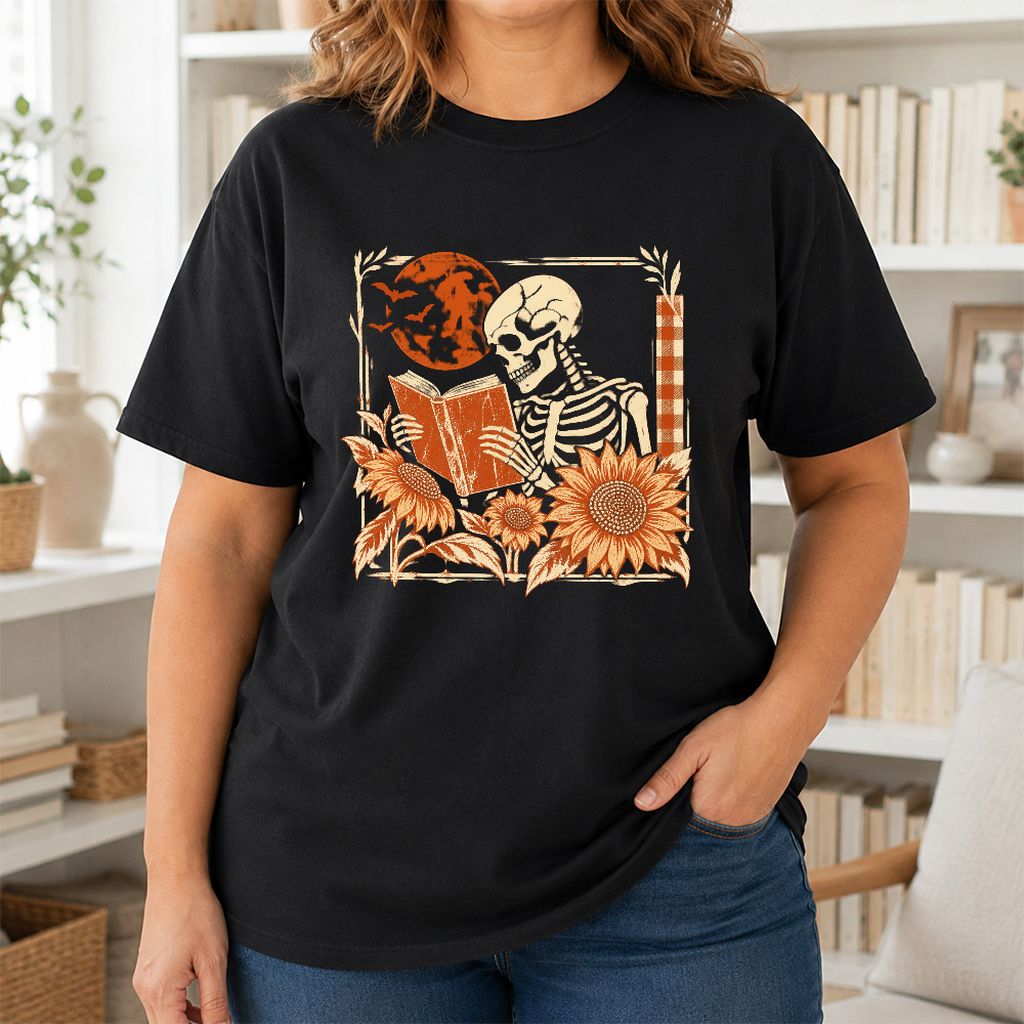 Skeleton Reading Sunflowers Printed T-Shirt | Halloween Book Lover Gift Black