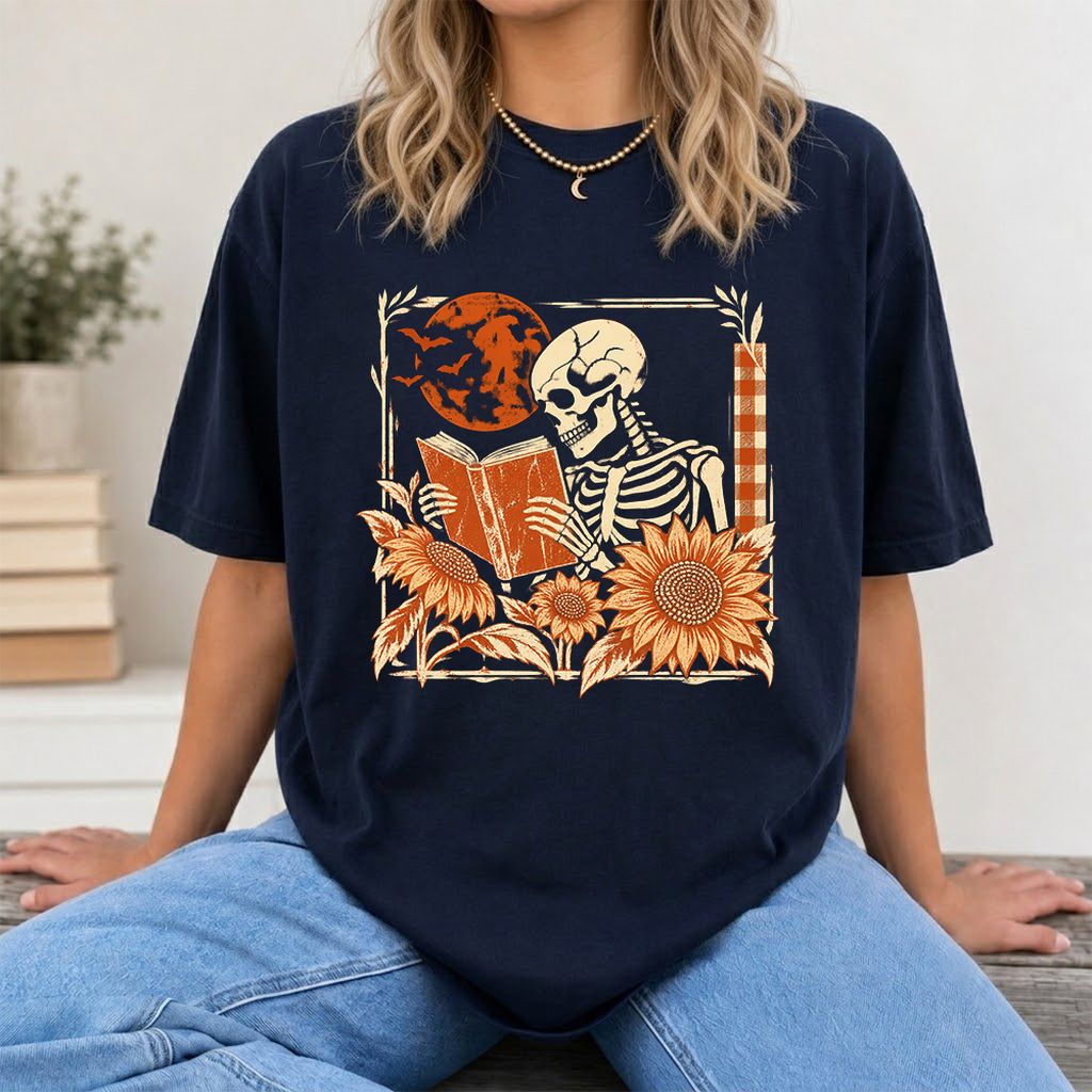 Skeleton Reading Sunflowers Printed T-Shirt | Halloween Book Lover Gift Navy