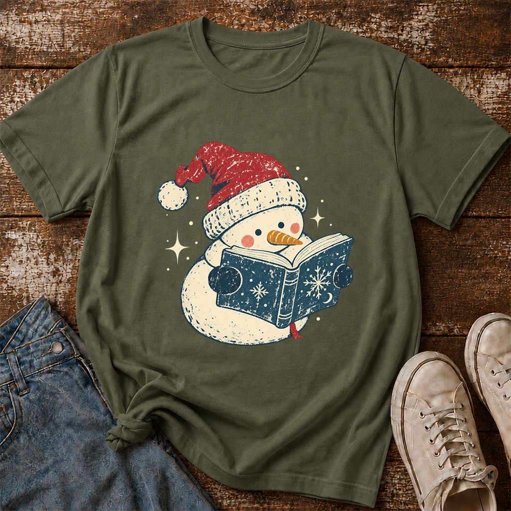 Reading Snowman Christmas Printed T-Shirt | Cozy Christmas Reader Gift Military Green