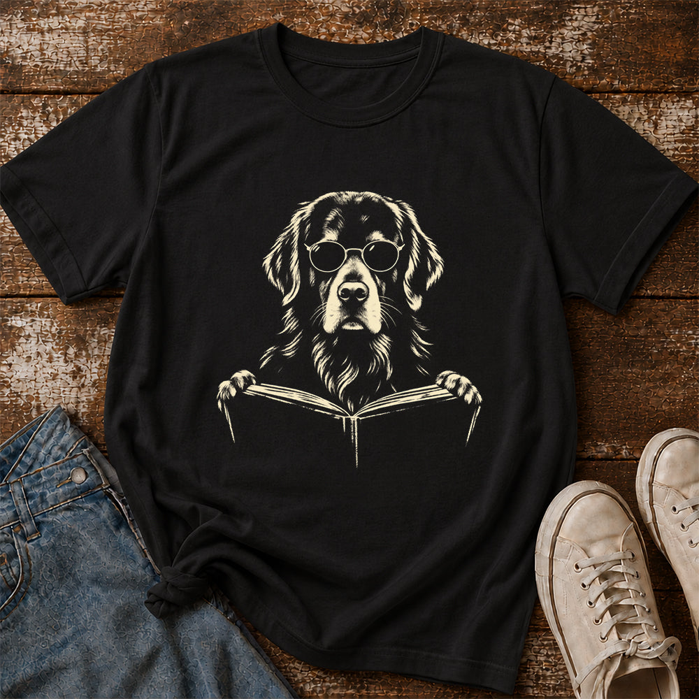 Golden Retriever Reading Book Softstyle T-Shirt | Book Lover Gift Black