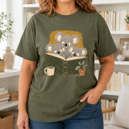 Minimal Japanese Koalas Reading Softstyle T-Shirt | Book Lover Gift Military Green