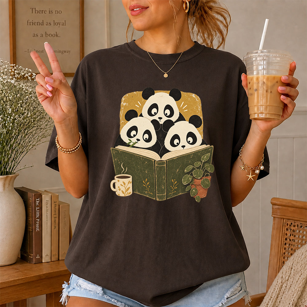 Minimal Japanese Pandas Reading Softstyle T-Shirt | Book Lover Gift Dark Chocolate