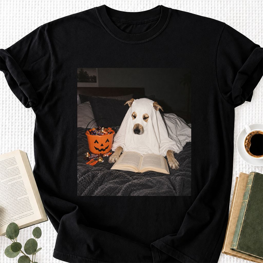 Cute Reading Ghost Dog Printed T-Shirt | Halloween Book Lover Gift Black