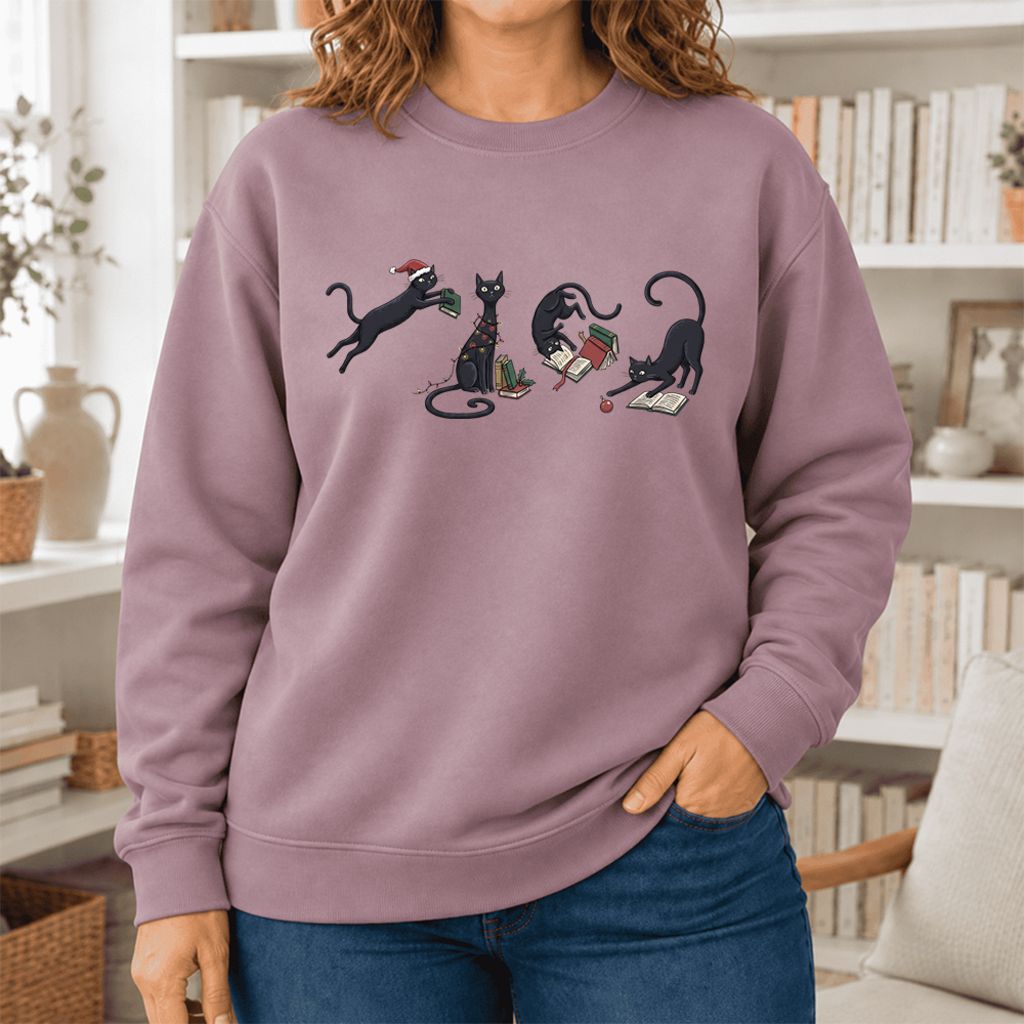 Christmas Reading Cats Softstyle Sweatshirt | Christmas Book Lover Gift Paragon