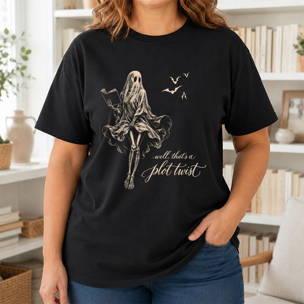Funny Dress-Wearing Bookworm Ghost Printed T-Shirt | Halloween Book Lover Gift Black