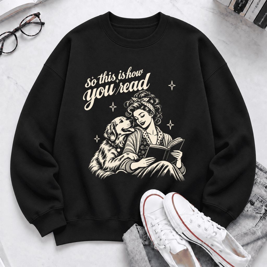 How You Read Golden Retriever Softstyle Sweatshirt | Dog Mom Reader Gift Black