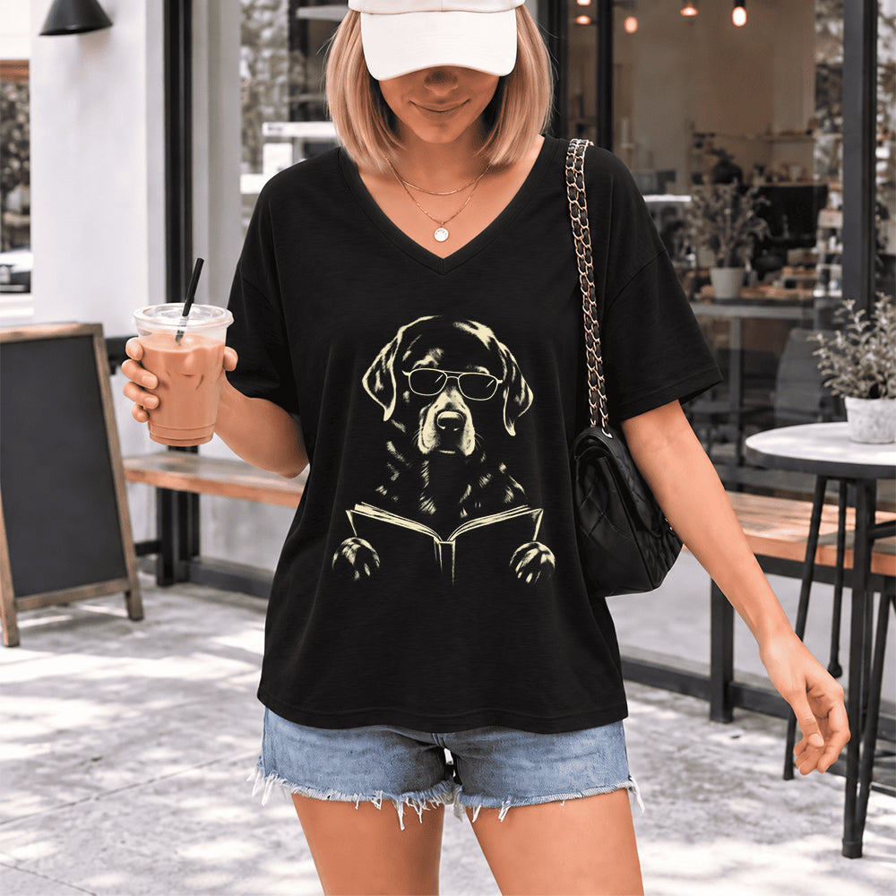 Labrador Retriever Reading Book Ultra-Soft V-Neck | Dog Mom Reader Gift Black