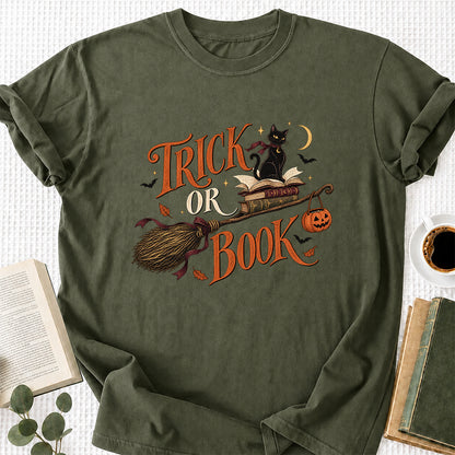Trick Or Book Black Cat Printed T-Shirt | Halloween Book Lover Gift Military Green