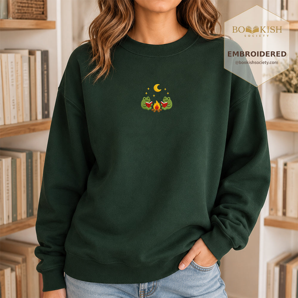 Frog Campfire Embroidered Sweatshirt | Reader Gift Forest Green
