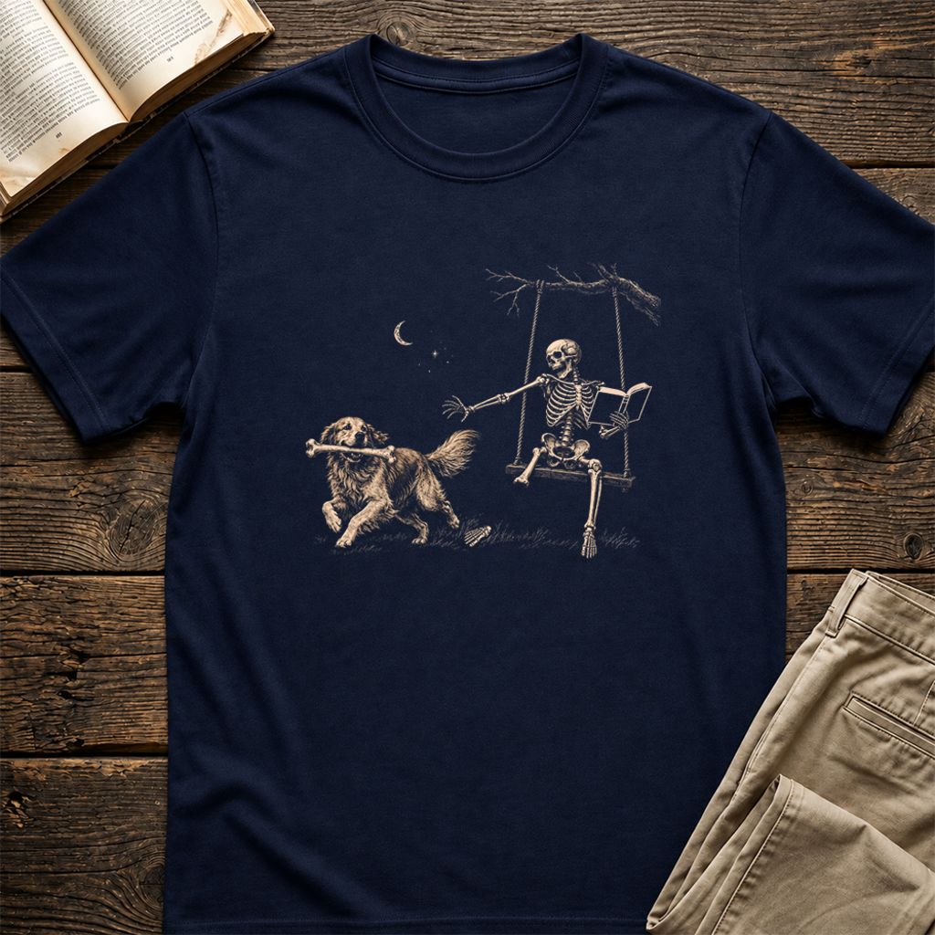 Funny Reading Book With Golden Retriever Printed T-Shirt | Halloween Reader Gift Navy