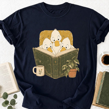 Minimal Japanese Ducks Reading Softstyle T-Shirt | Book Lover Gift Navy