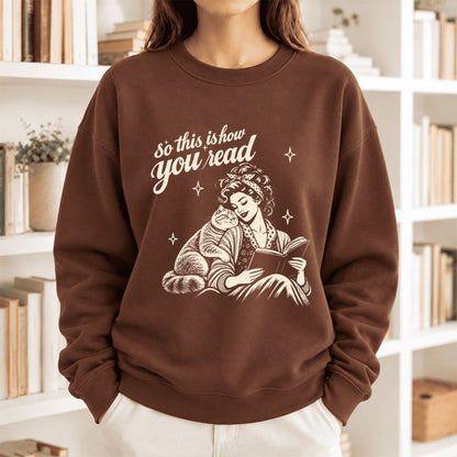 How You Read British Shorthair Softstyle Sweatshirt | Cozy Book & Cat Lover Gift Cocoa