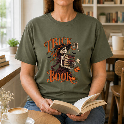 Trick Or Book Lady Printed T-Shirt | Halloween Book Lover Gift Military Green
