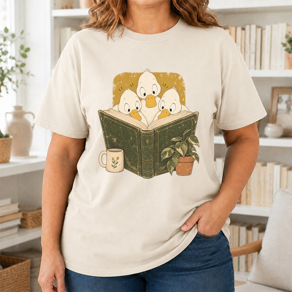 Minimal Japanese Ducks Reading Softstyle T-Shirt | Book Lover Gift Natural