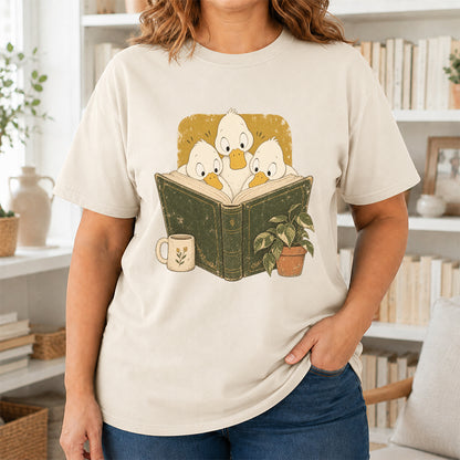 Minimal Japanese Ducks Reading Softstyle T-Shirt | Book Lover Gift Natural