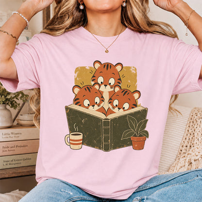 Minimal Japanese Tigers Reading Softstyle T-Shirt | Book Lover Gift Light Pink