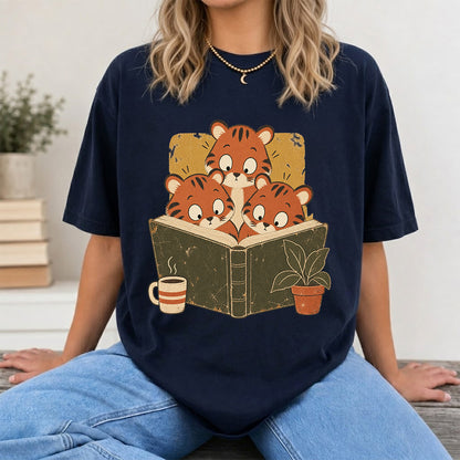 Minimal Japanese Tigers Reading Softstyle T-Shirt | Book Lover Gift Navy