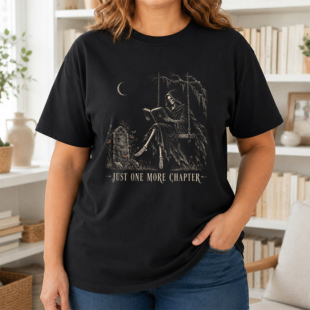 Just One More Chapter Grim Reaper Printed T-Shirt | Spooky Halloween Reader Gift Black