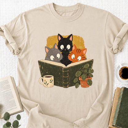 Minimal Japanese Cats Reading Softstyle T-Shirt | Book Lover Gift Sand
