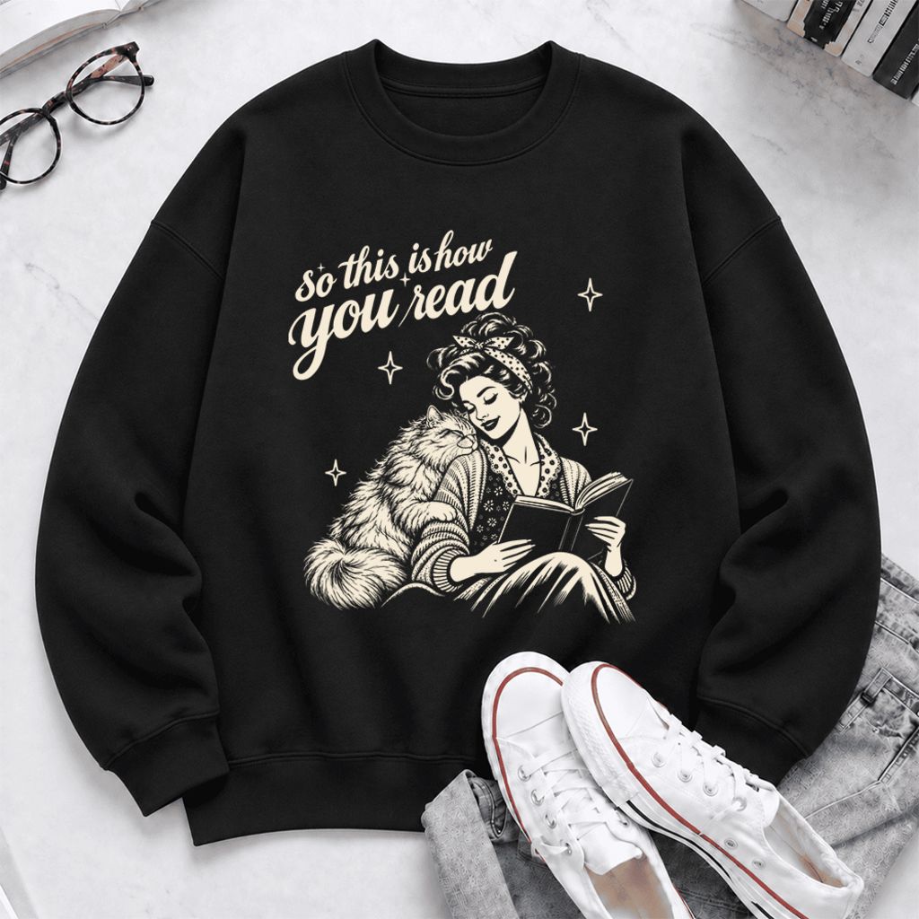 How You Read Persian Softstyle Sweatshirt | Cozy Cat & Book Lover Gift Black