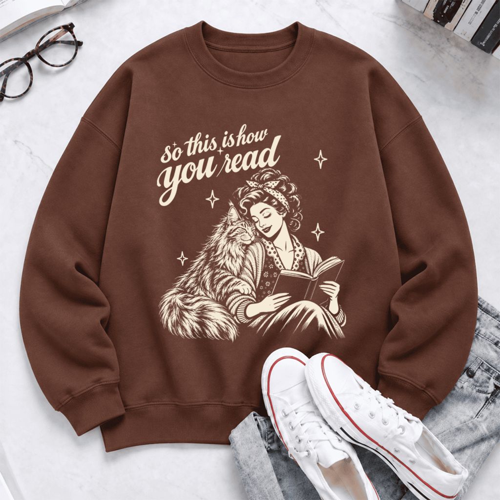How You Read Maine Coon Softstyle Sweatshirt | Cozy Cat & Book Lover Gift Cocoa