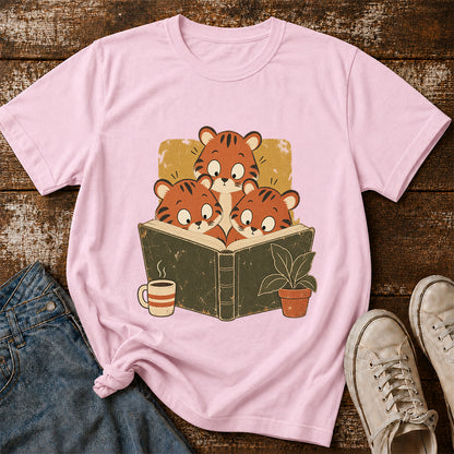 Minimal Japanese Tigers Reading Softstyle T-Shirt | Book Lover Gift Light Pink