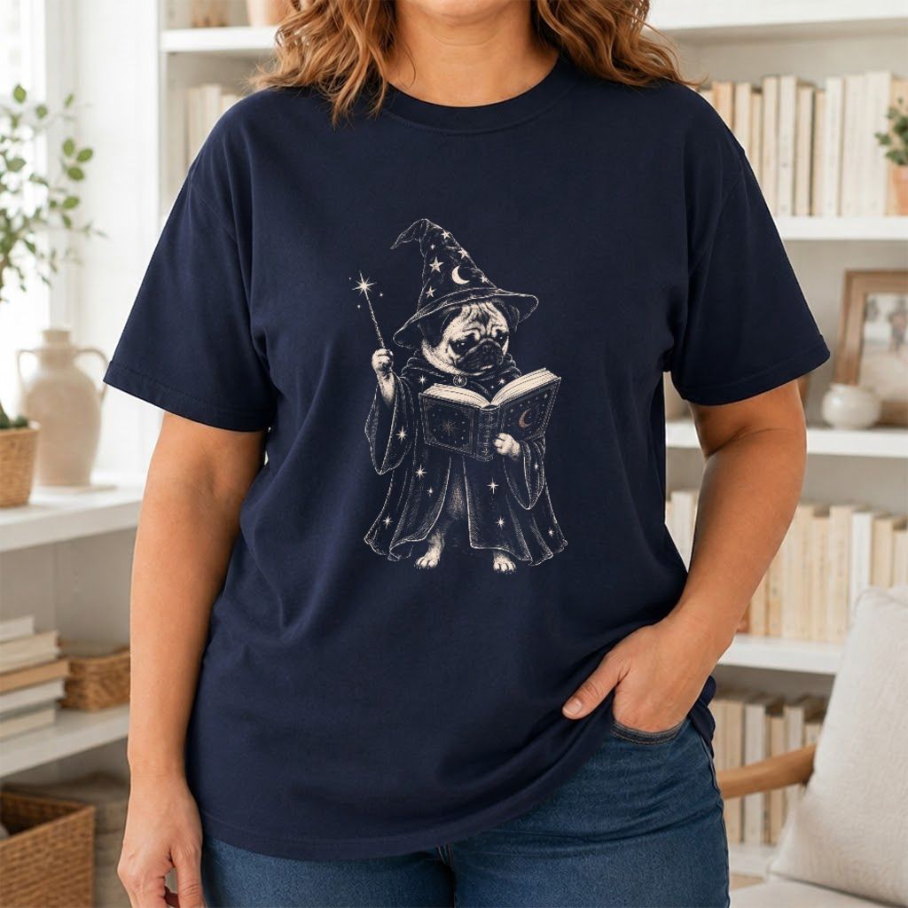 Cute Pug Witch Reading Book Printed T-Shirt | Halloween Book & Dog Lover Gift Navy