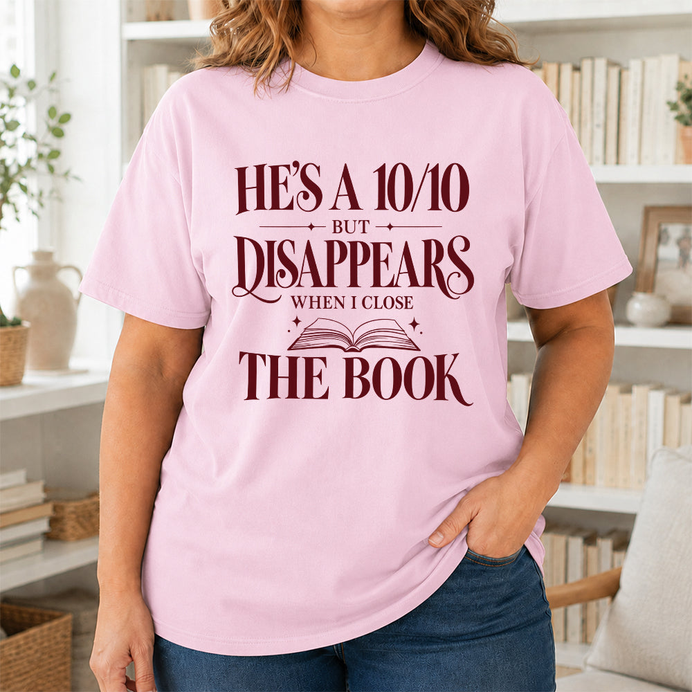 He's A 10/10 Fiction Boyfriend Cotton T-Shirt | Book Lover & Romantasy Reader Gift Light Pink
