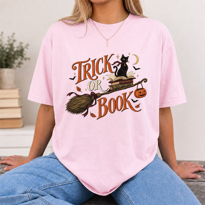 Trick Or Book Black Cat Printed T-Shirt | Halloween Book Lover Gift Light Pink