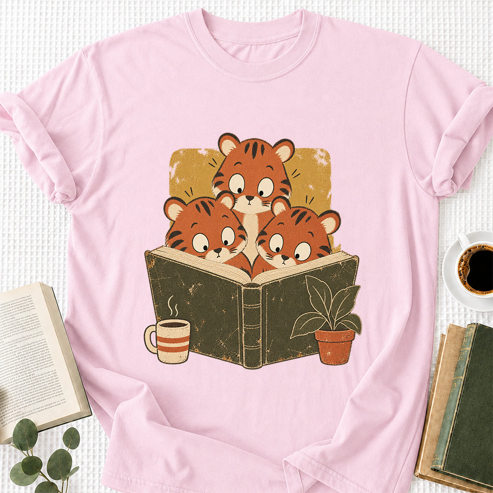 Minimal Japanese Tigers Reading Softstyle T-Shirt | Book Lover Gift Light Pink