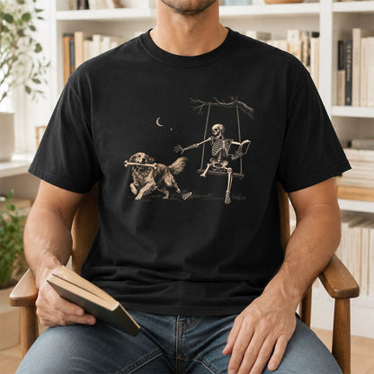 Funny Reading Book With Golden Retriever Printed T-Shirt | Halloween Reader Gift Black