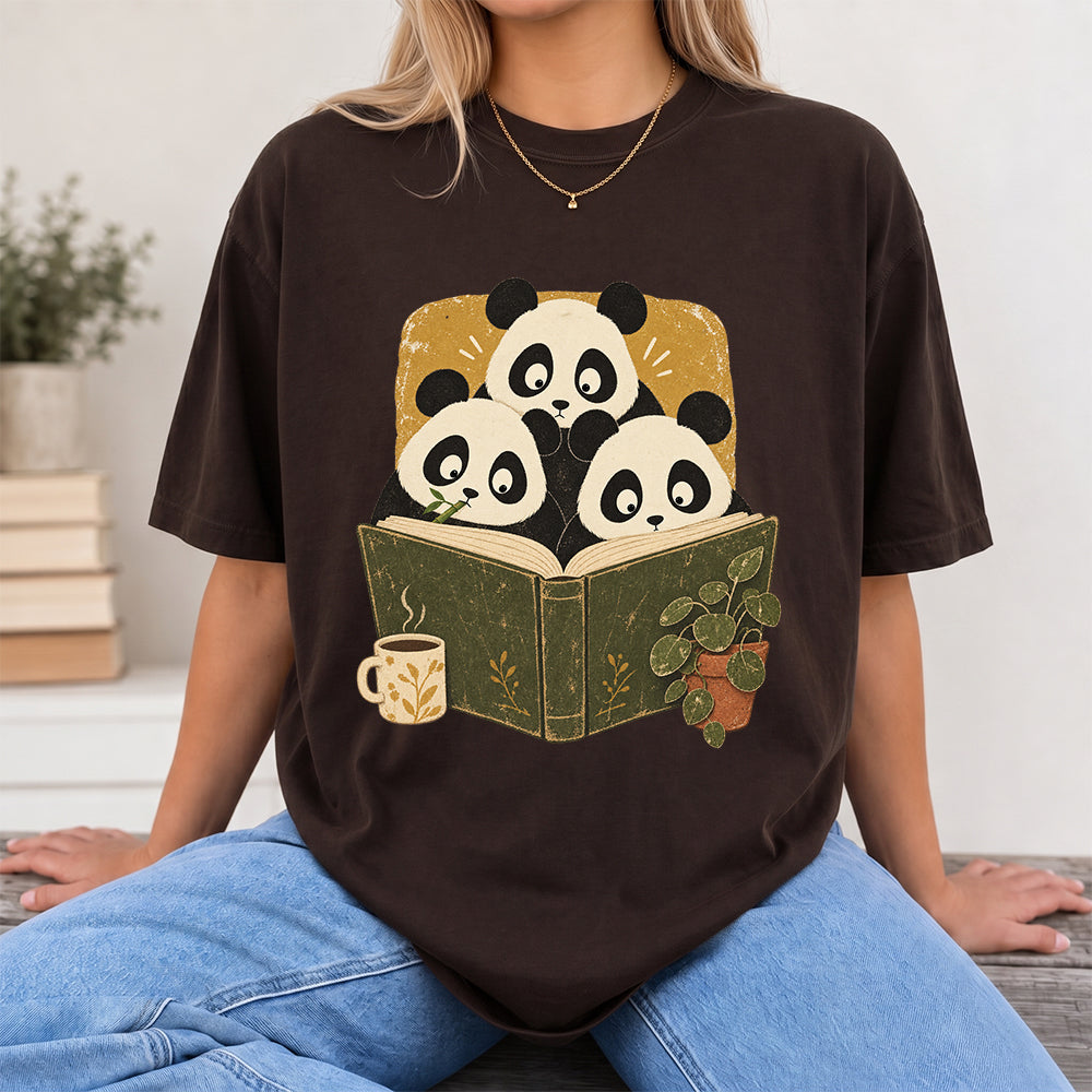 Minimal Japanese Pandas Reading Softstyle T-Shirt | Book Lover Gift Dark Chocolate