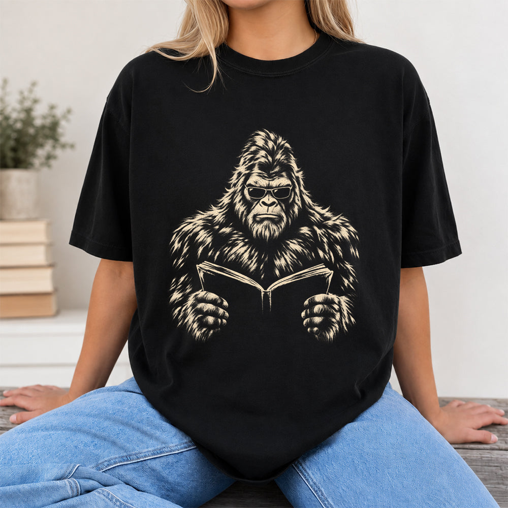 Big Foot Reading Book Softstyle T-Shirt | Book Lover Gift Black