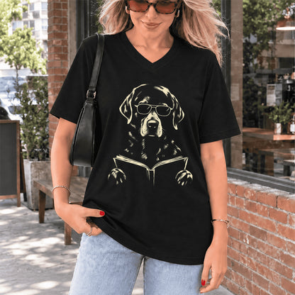 Labrador Retriever Reading Book Ultra-Soft V-Neck | Dog Mom Reader Gift Black