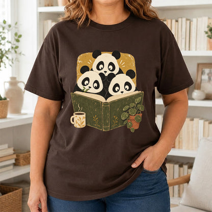 Minimal Japanese Pandas Reading Softstyle T-Shirt | Book Lover Gift Dark Chocolate