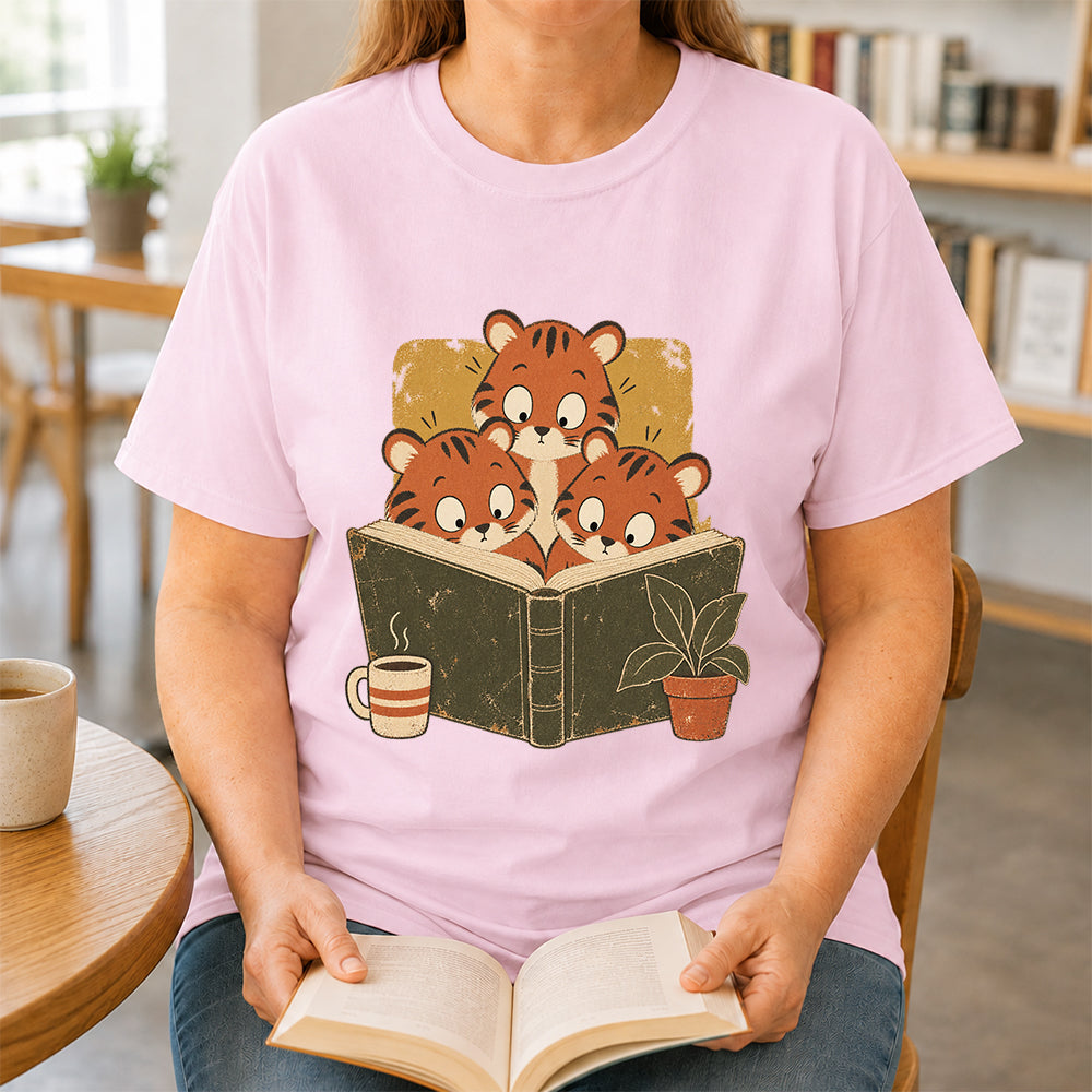 Minimal Japanese Tigers Reading Softstyle T-Shirt | Book Lover Gift Light Pink