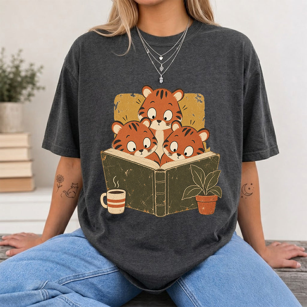 Minimal Japanese Tigers Reading Softstyle T-Shirt | Book Lover Gift Dark Heather