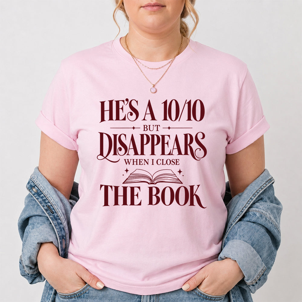 He's A 10/10 Fiction Boyfriend Cotton T-Shirt | Book Lover & Romantasy Reader Gift Light Pink