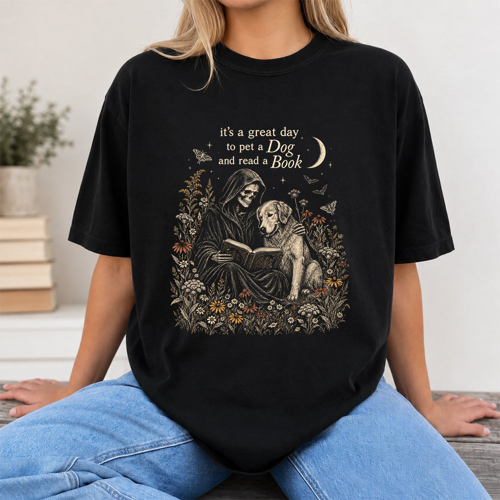 It'S A Great Day To Pet A Dog Printed T-Shirt | Halloween Gift For Golden Retriever Lover & Reader Black