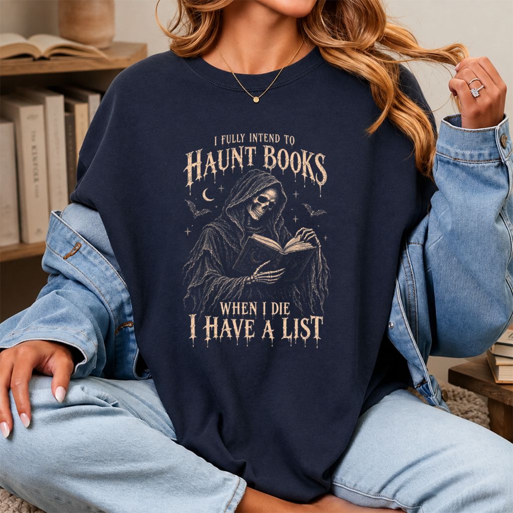 I Fully Intend To Haunt Books Printed T-Shirt | Halloween Reader Gift Navy