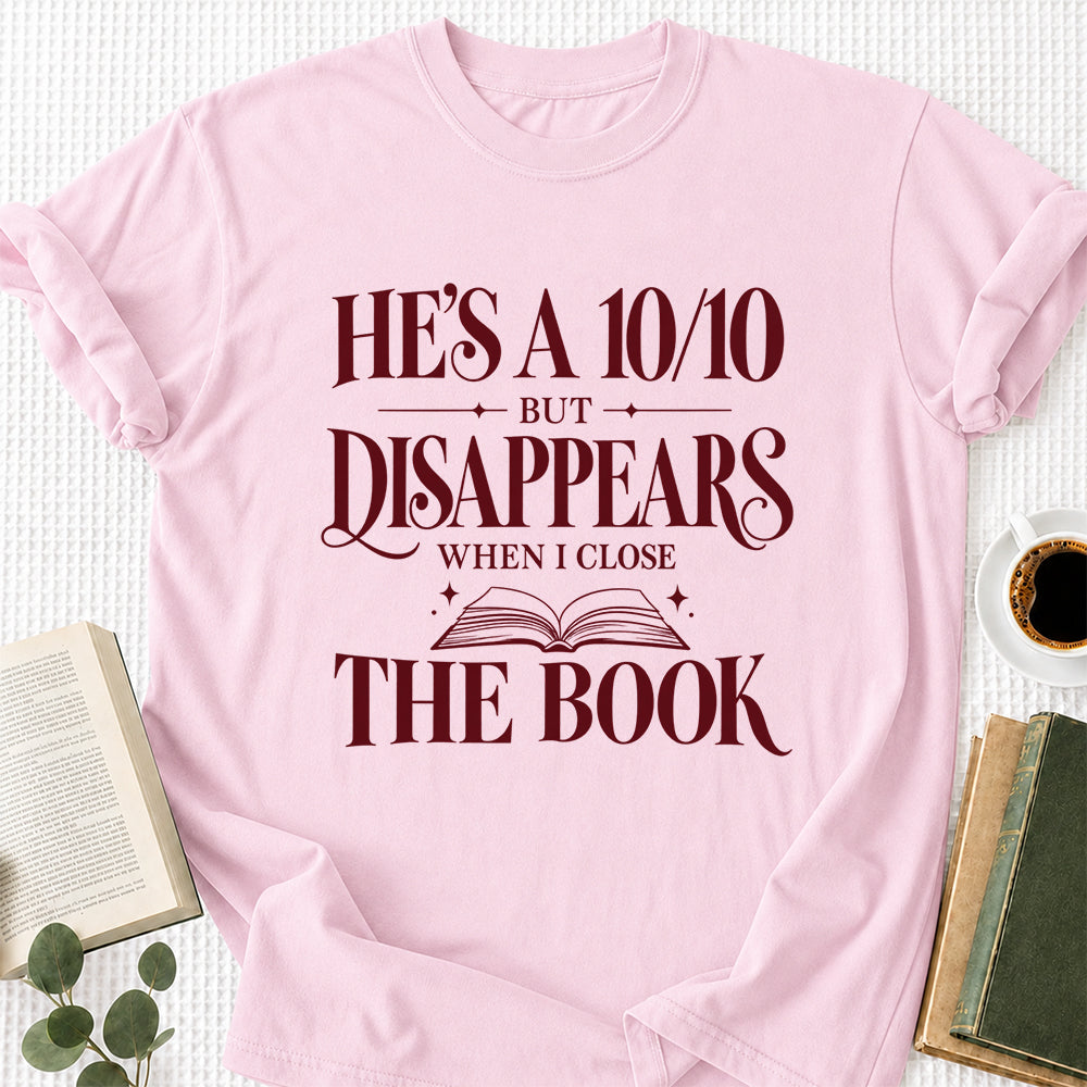 He's A 10/10 Fiction Boyfriend Cotton T-Shirt | Book Lover & Romantasy Reader Gift Light Pink