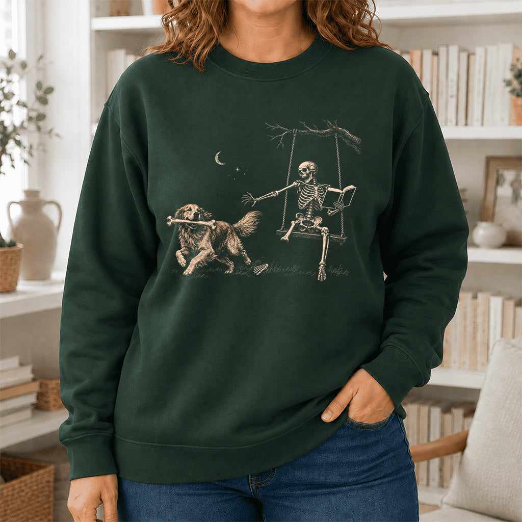 Funny Reading Book With Golden Retriever Printed Sweatshirt | Halloween Dog Lover & Reader Gift Forest Green