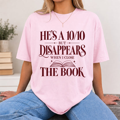 He's A 10/10 Fiction Boyfriend Cotton T-Shirt | Book Lover & Romantasy Reader Gift Light Pink