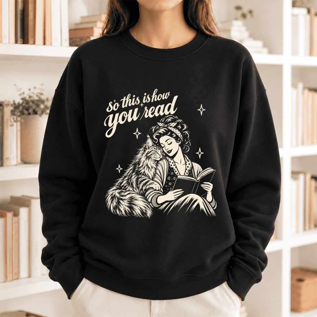 How You Read Maine Coon Softstyle Sweatshirt | Cozy Cat & Book Lover Gift Black