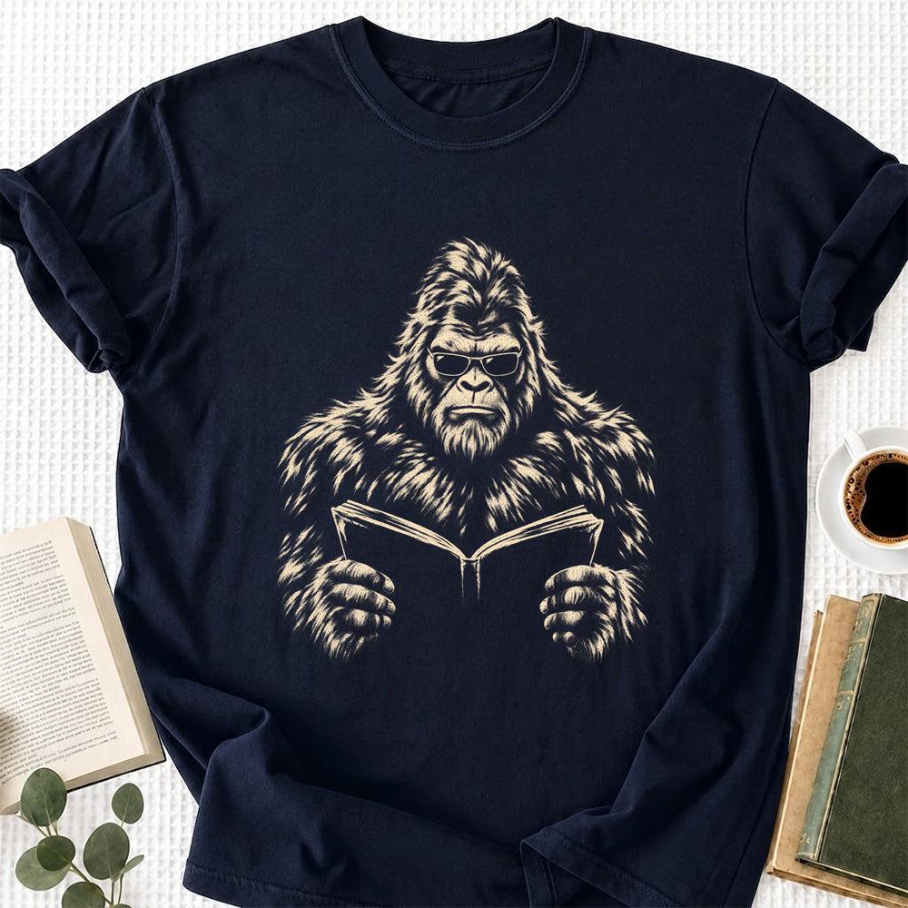 Big Foot Reading Book Softstyle T-Shirt | Book Lover Gift Navy