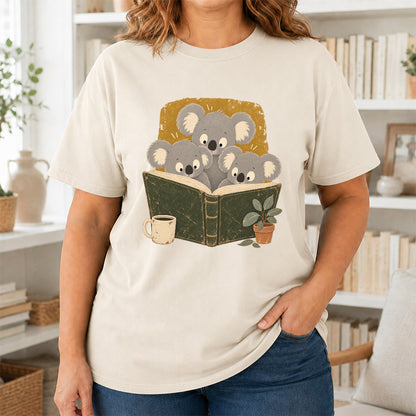 Minimal Japanese Koalas Reading Softstyle T-Shirt | Book Lover Gift Natural